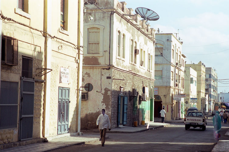 DJ05009-Square-blocked-streets-in-Djibouty-City.jpg