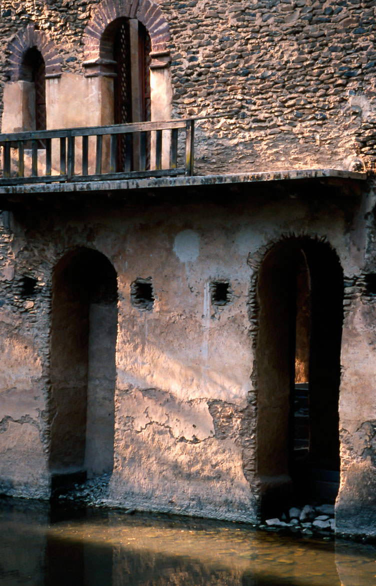 Fasildas Bath in Gonder ET05096-Fasildas-Bath-in-Gonder.jpg