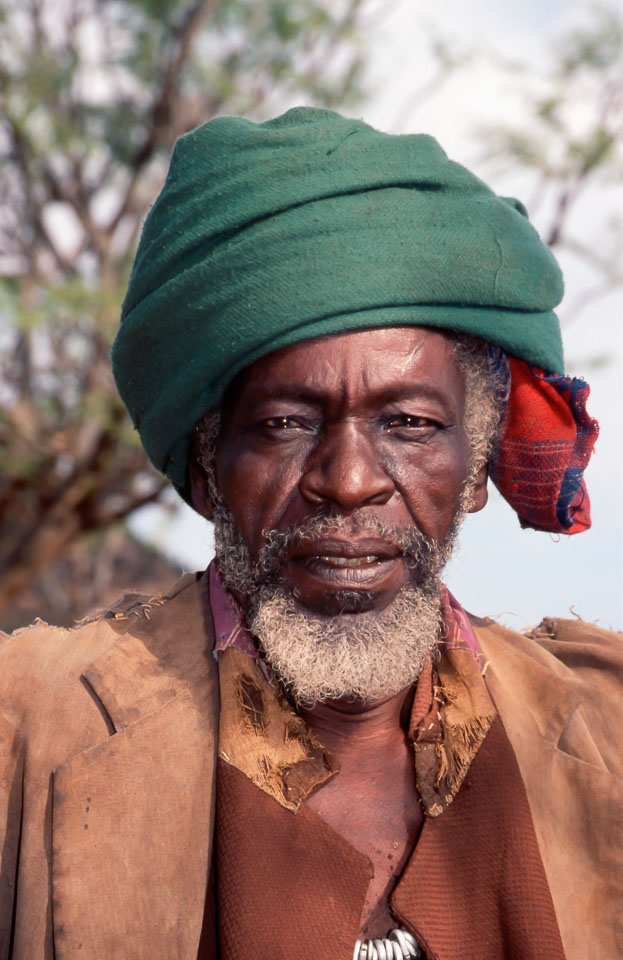 ET05210-Konso-farmer.jpg