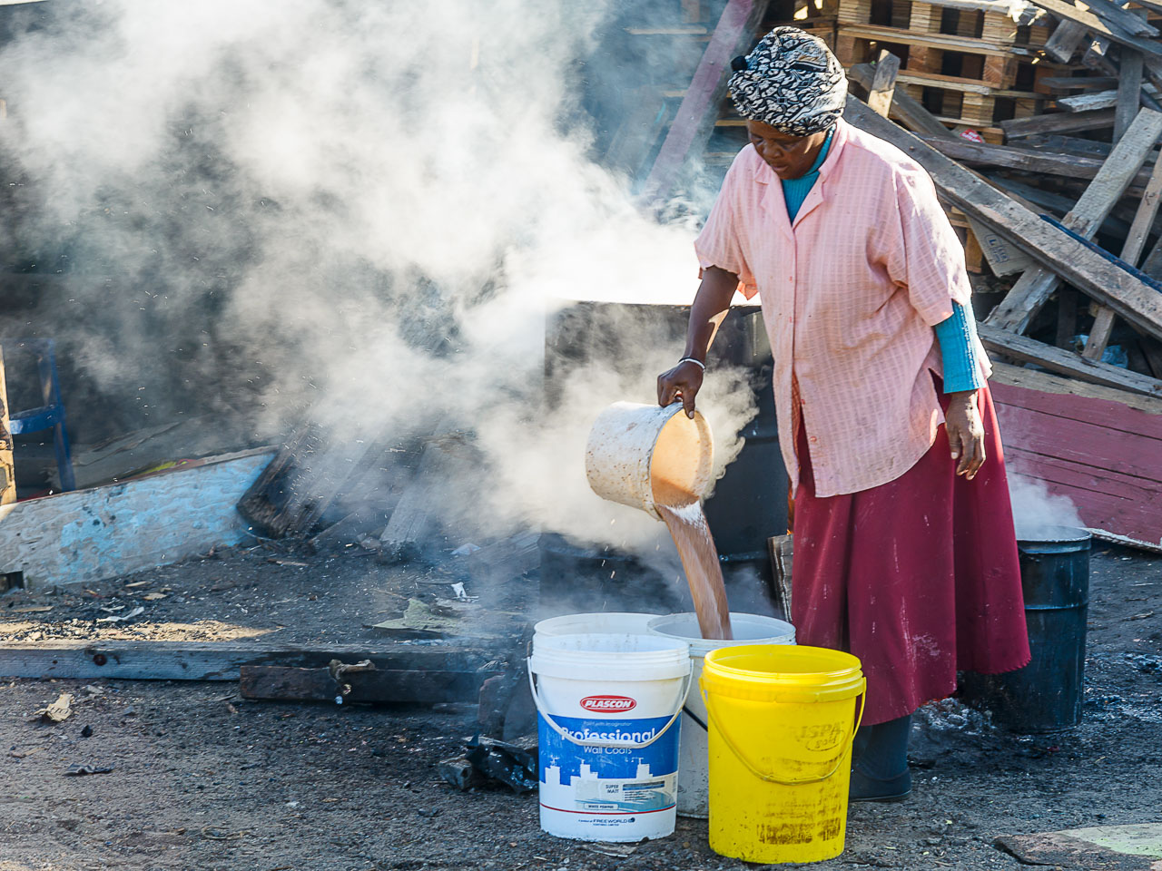 ZA130260-Cape-Town--Township--Brewing-traditional-beer.jpg