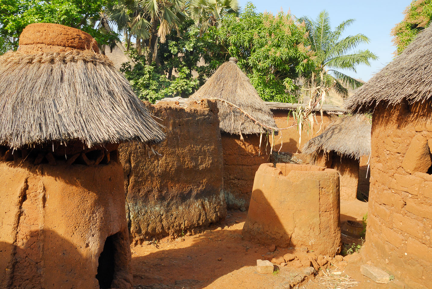 TB070459-Typical-Kabye-housing.jpg