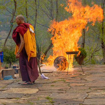 SB06646-Offerings-on-fire.jpg SB06646-Offerings-on-fire.jpg
