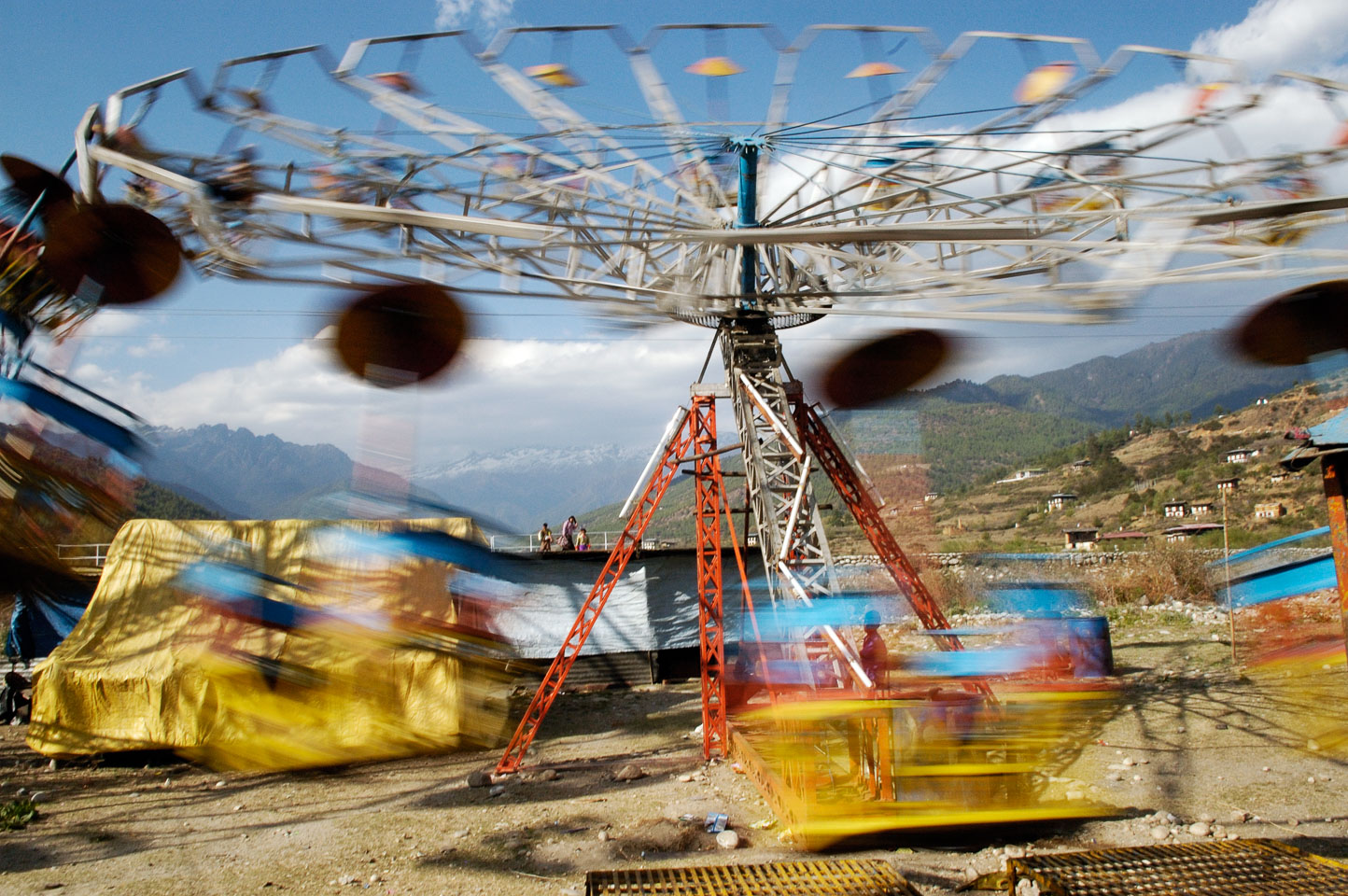 SB06807-Fair-at-Paro.jpg