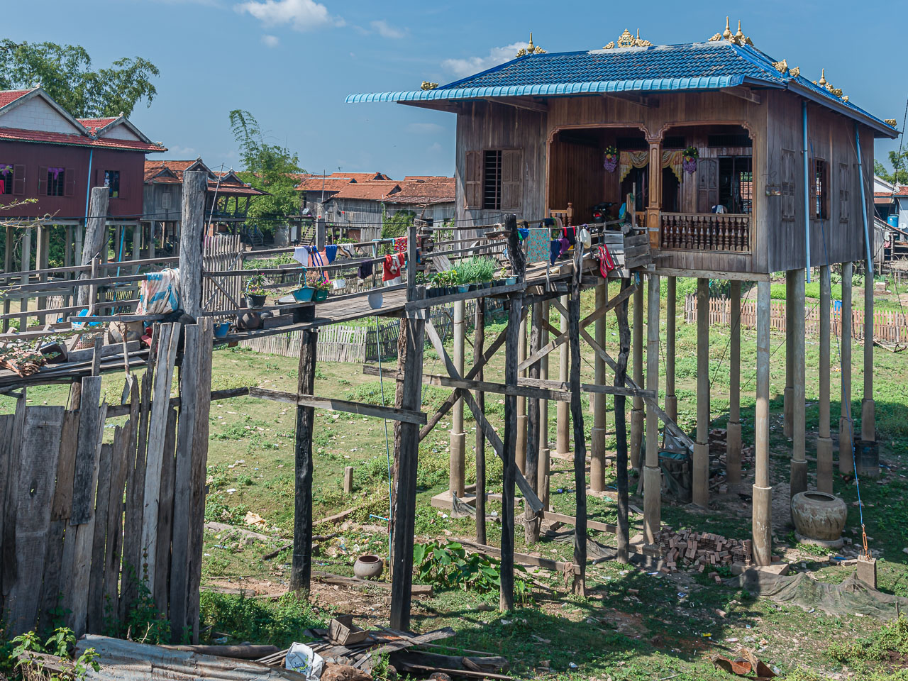 CA170415-Stilt-houses.jpg