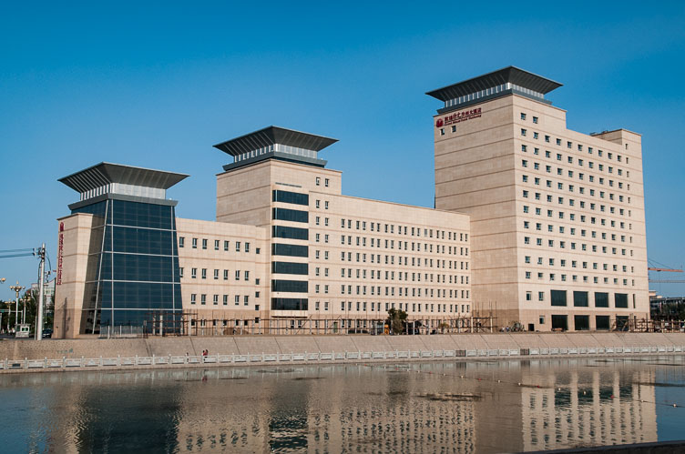 Dunhuang prepares for the tourism boom CN090030-Dunhuang-prepares-for-the-tourism-boom.jpg