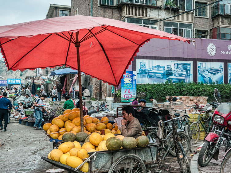 CN090773-Tianshui-market.jpg