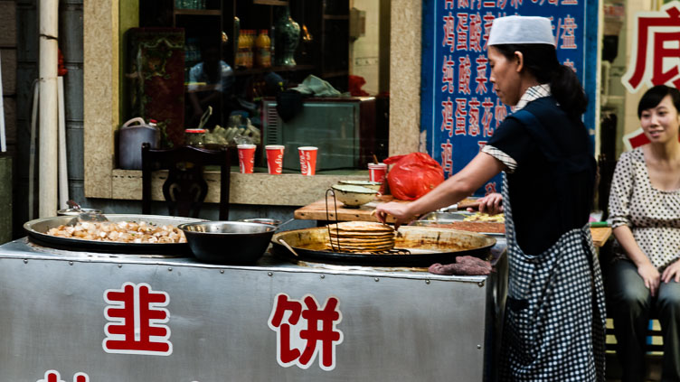 Food stall in the Xian muslim area CN090949-Food-stall-in-the-Xian-muslim-area.jpg