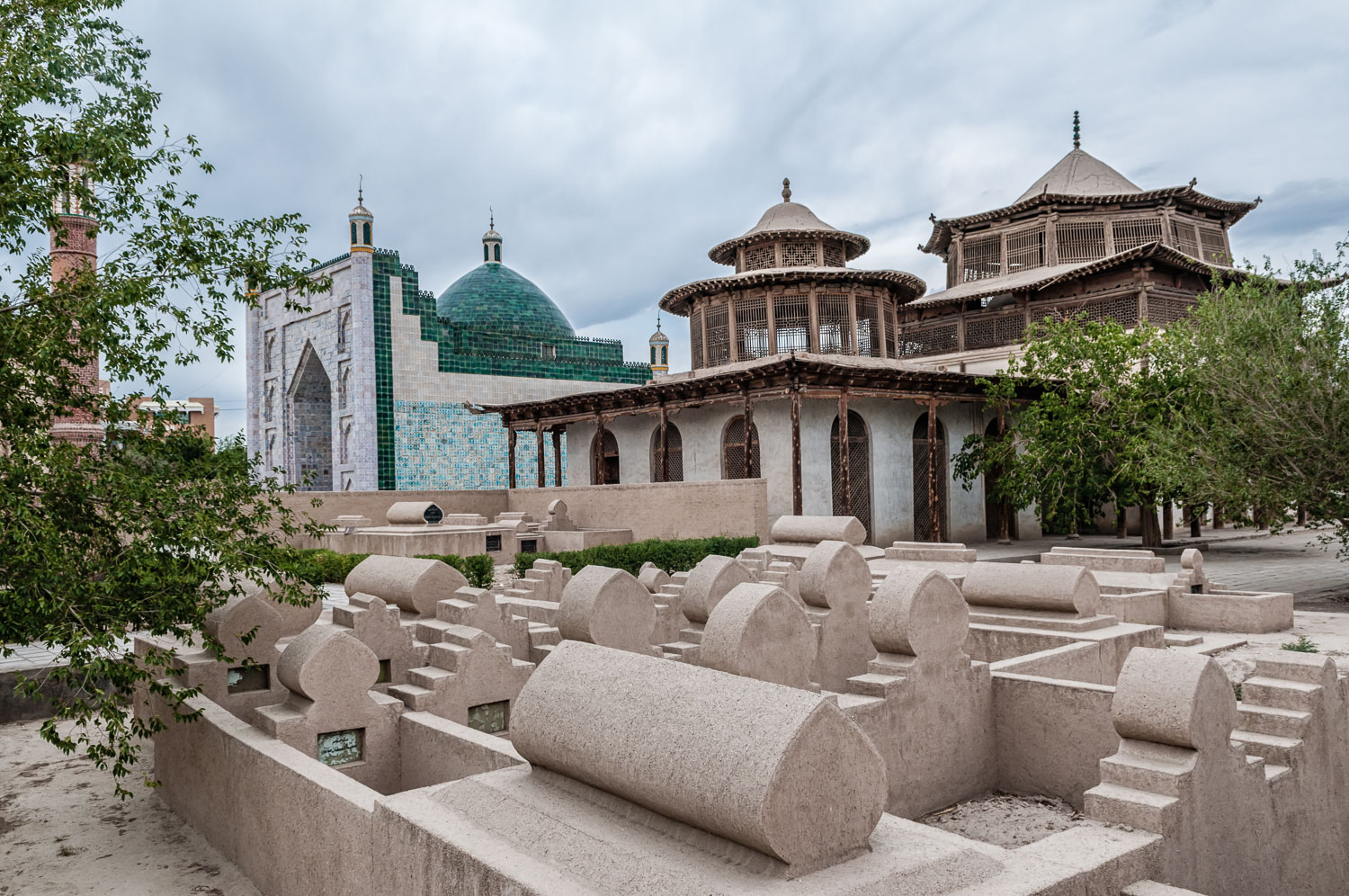 CN090103-Ham-Mausoleums-of-Hami-Uigur-Royal-Family.jpg