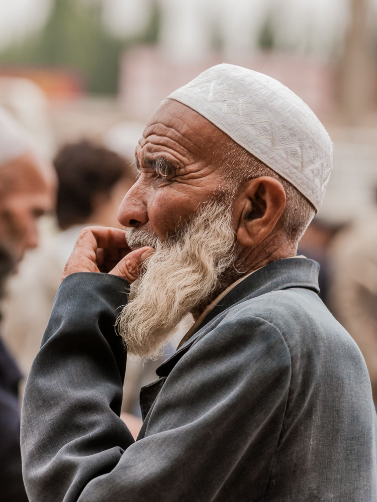 CN090478-Kashgar-livestock-market_v1.jpg