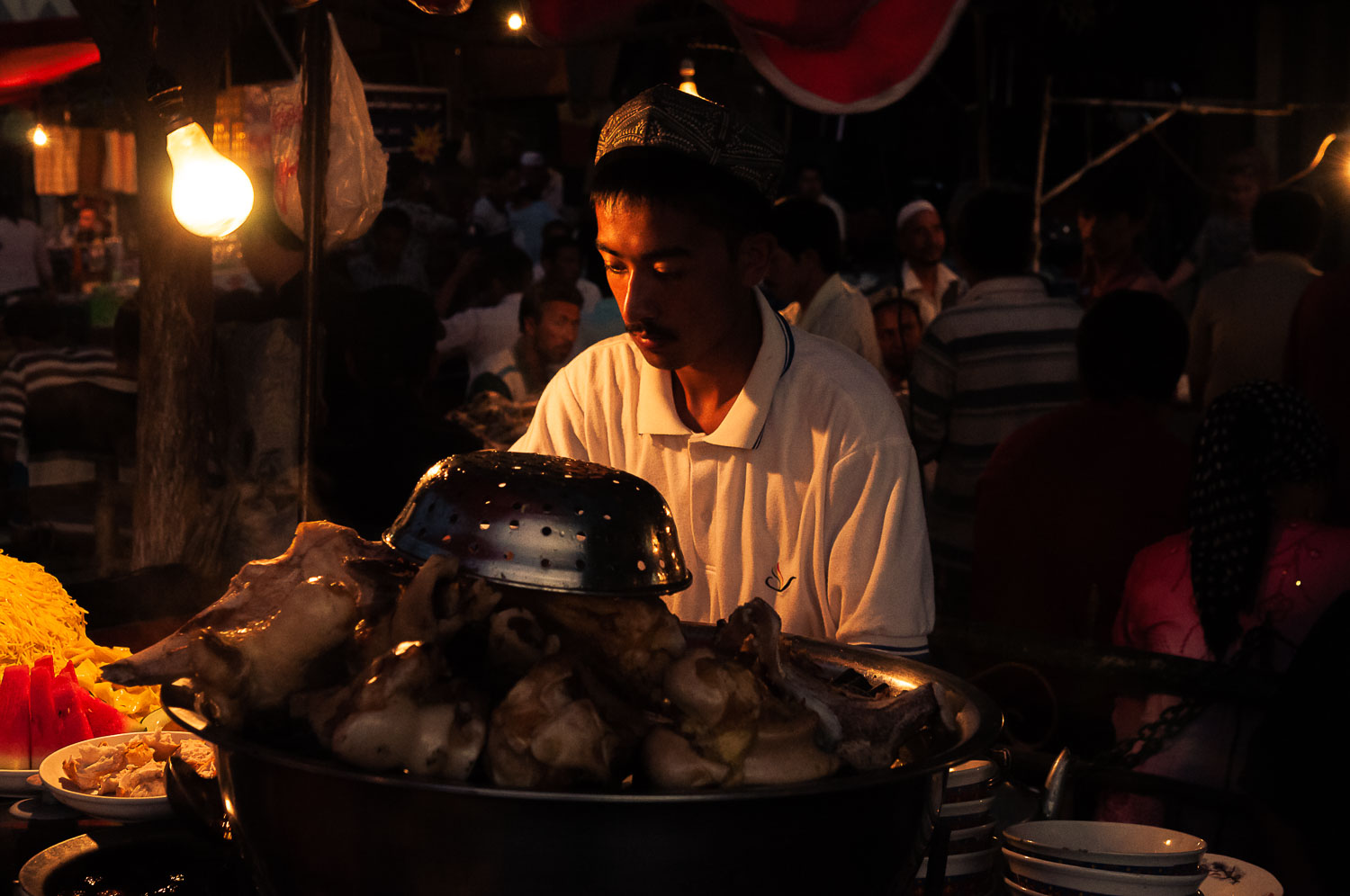 CN090636E-Kashgar-Night-Market-foodstall.jpg