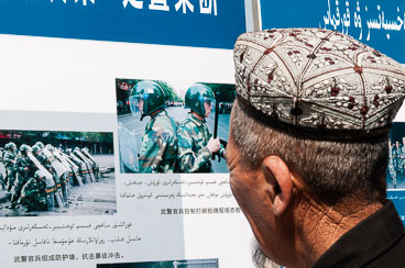 CN090299E-Kashgar-Propaganda.jpg CN090299E-Kashgar-Propaganda.jpg