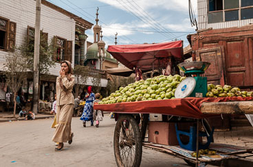 CN090593E-The-streets-of-Kashgar.jpg CN090593E-The-streets-of-Kashgar.jpg