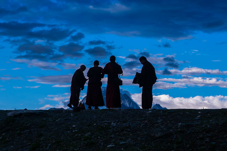 Monks at sunset-Tagong CN151691-Monks-at-sunset-Tagong.jpg