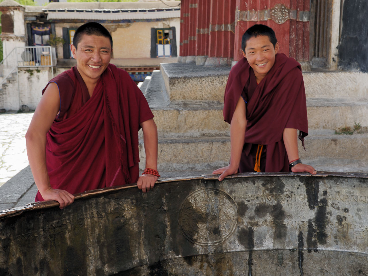 CN070871-Lhasa-Drepung-Monastery_.jpg