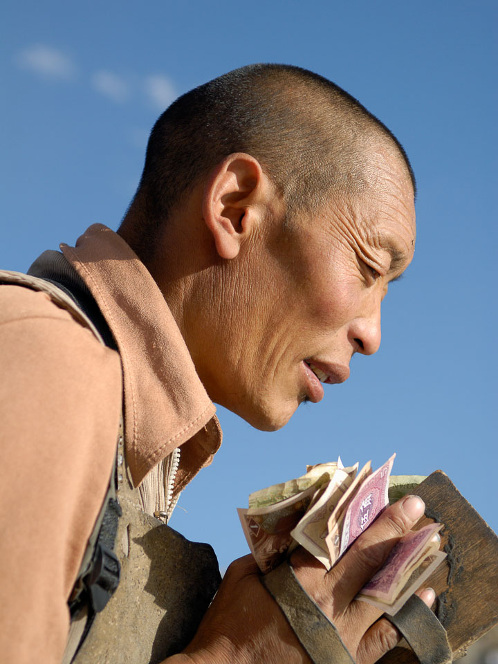 CN071054-Lhasa-Pilgrim-at-Barkhor.jpg