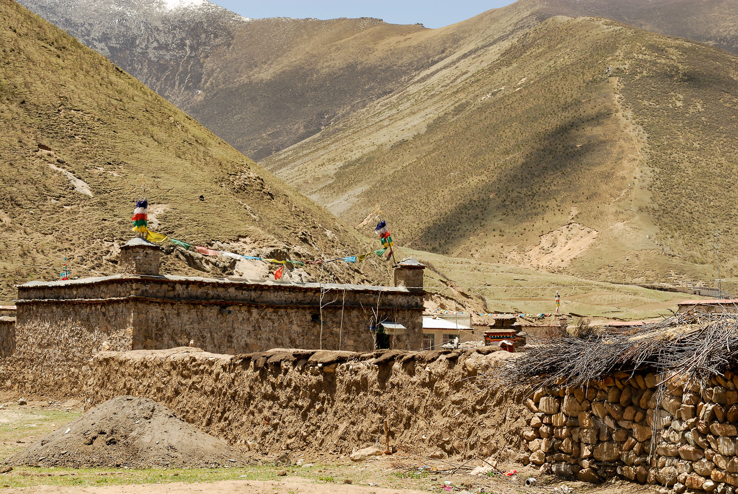 CN070736-Kongpo-Gyamda-to-Lhasa.jpg