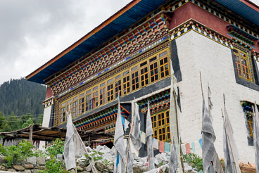 CN070628-Dodung-Monastery-Pomi.jpg