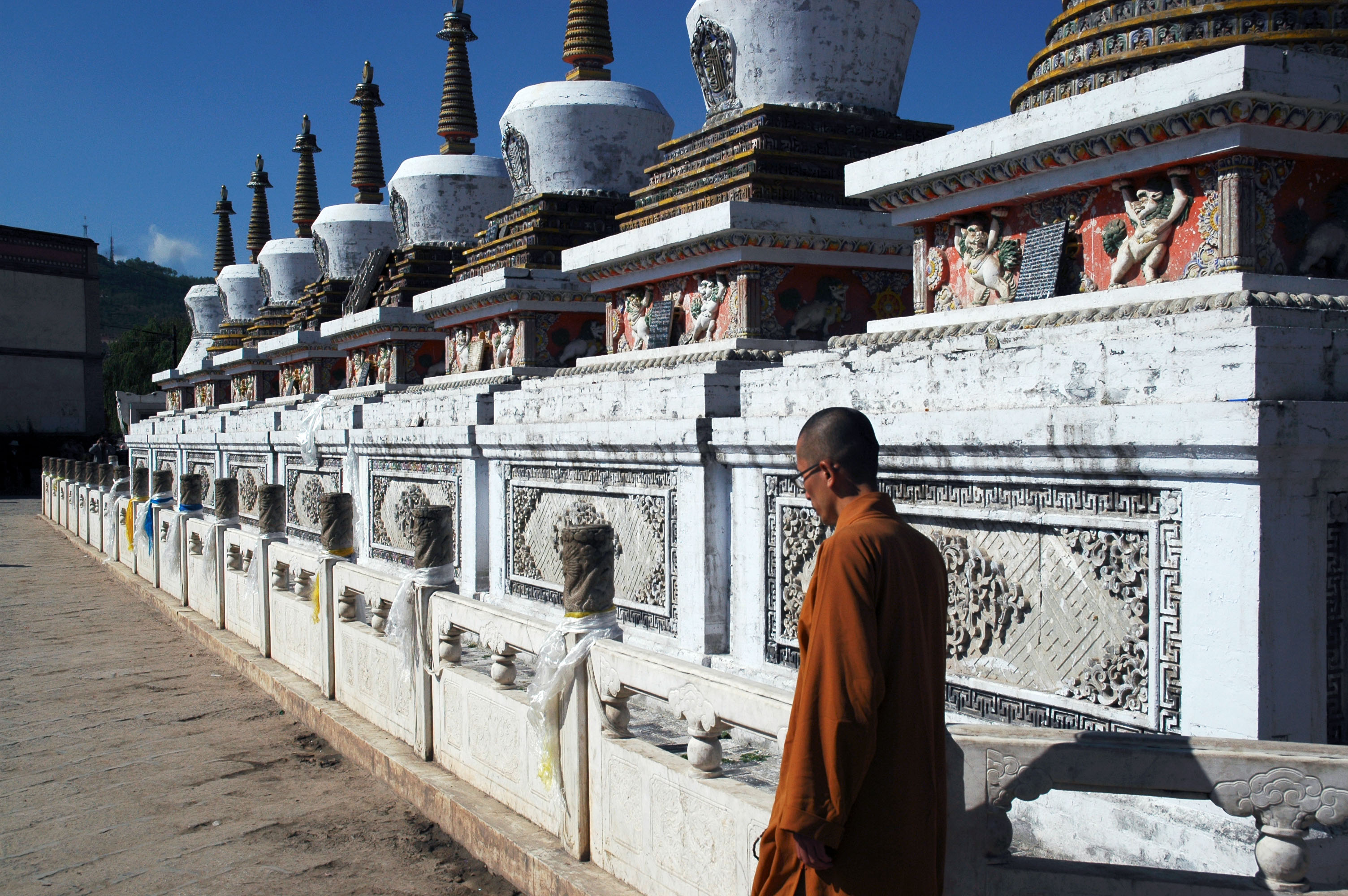 CN050646-Kunbum-monastery.jpg