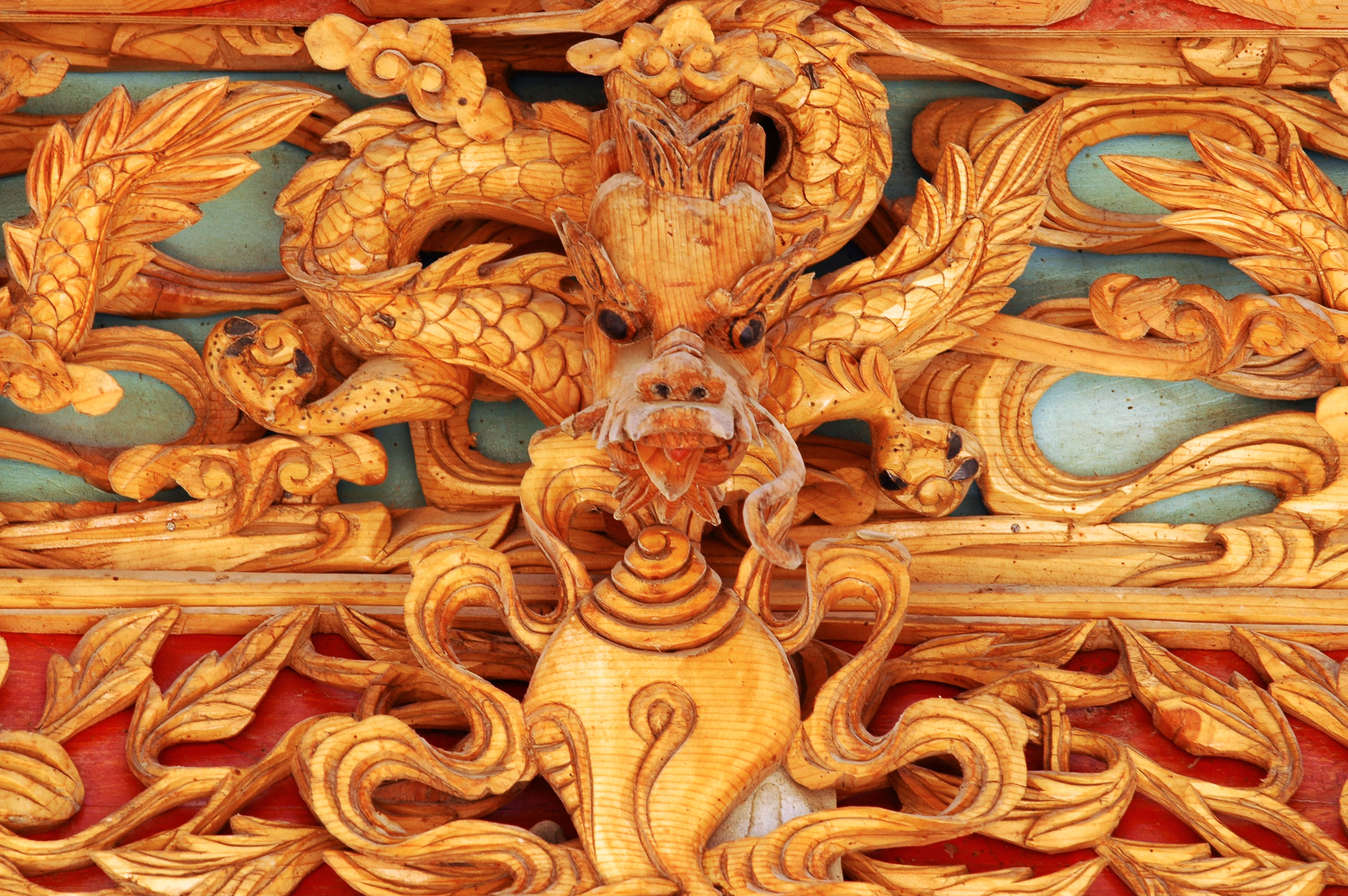 CN050743-Carving-in-Labrang-monastery-Xiahe.jpg