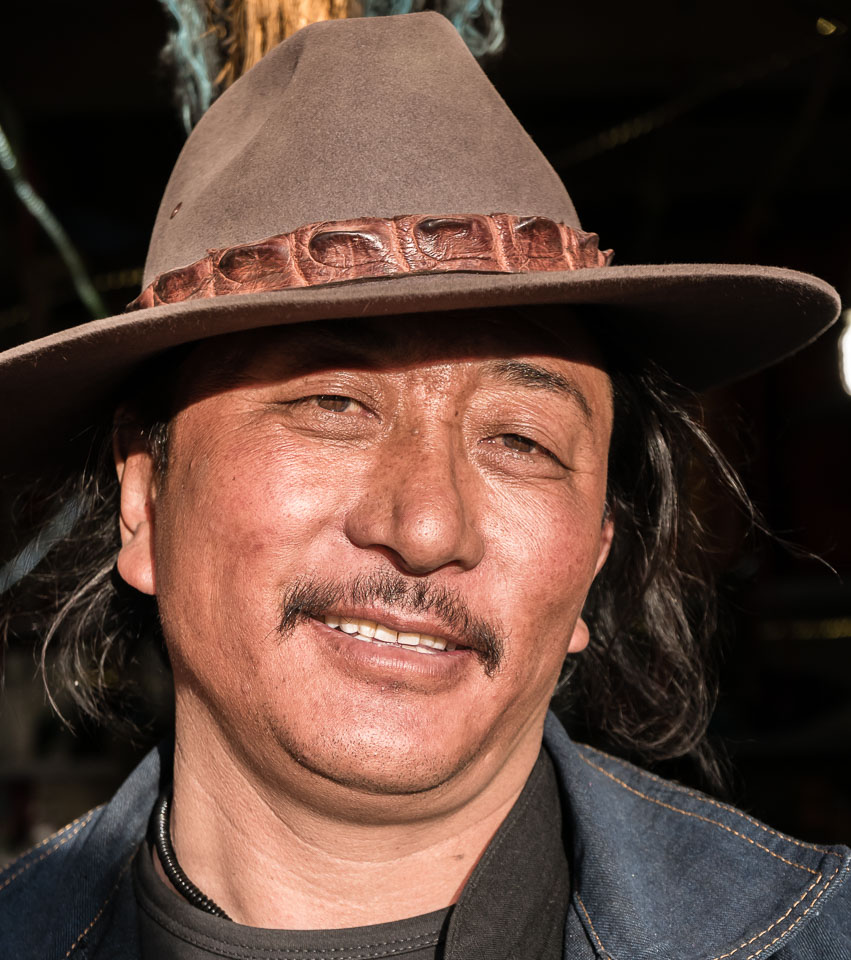 CN150516-Zadoi-Tibetan-merchant-Qapugtang.jpg