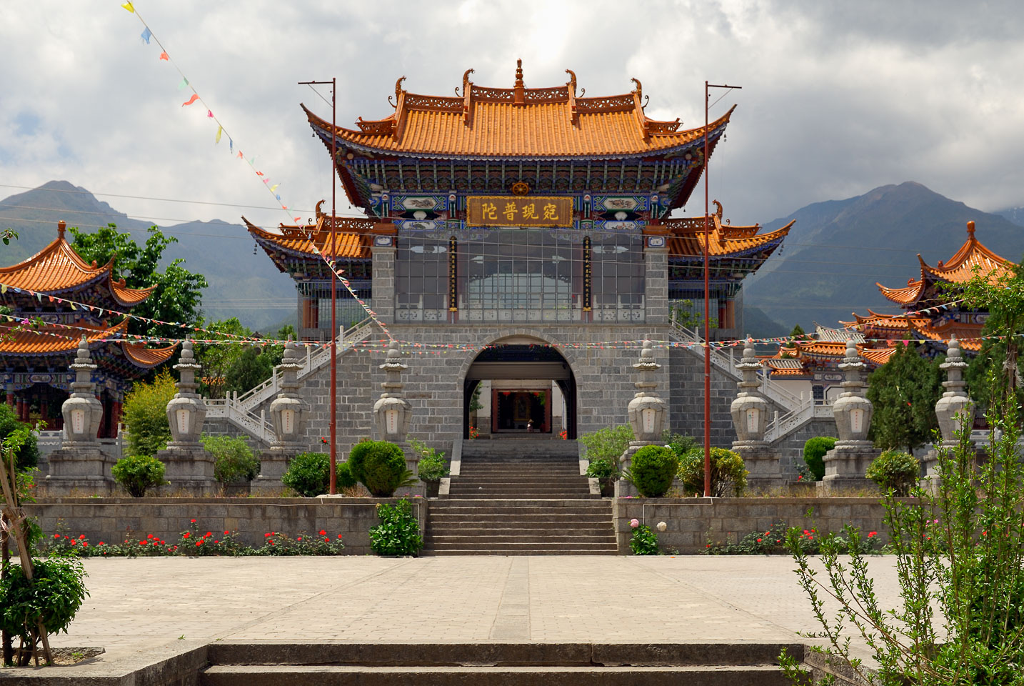 CN070075-Y-Dal--Guanyin-Temple_.jpg