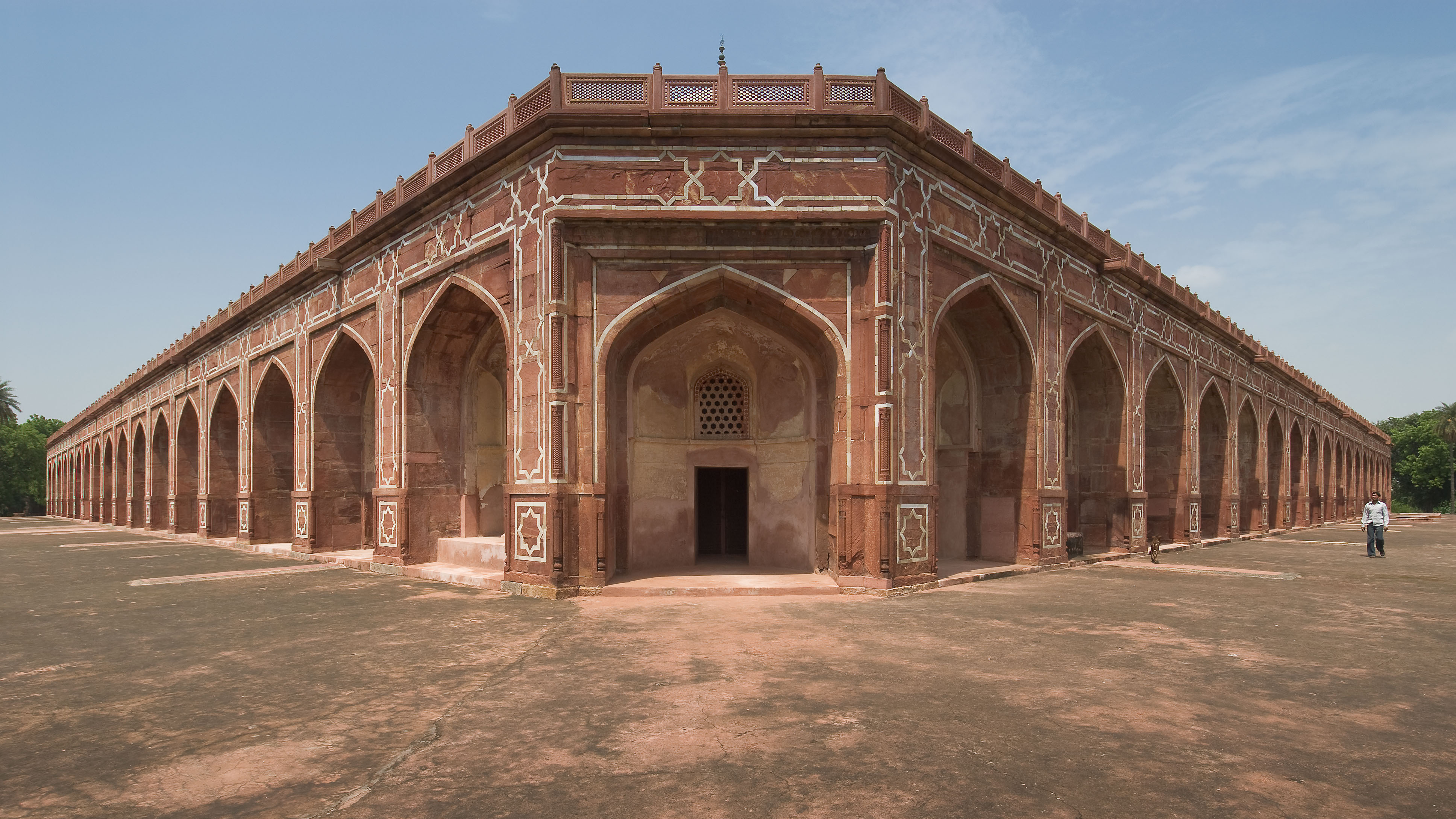 IN067102-Platform-of-Humayuns-tomb.jpg