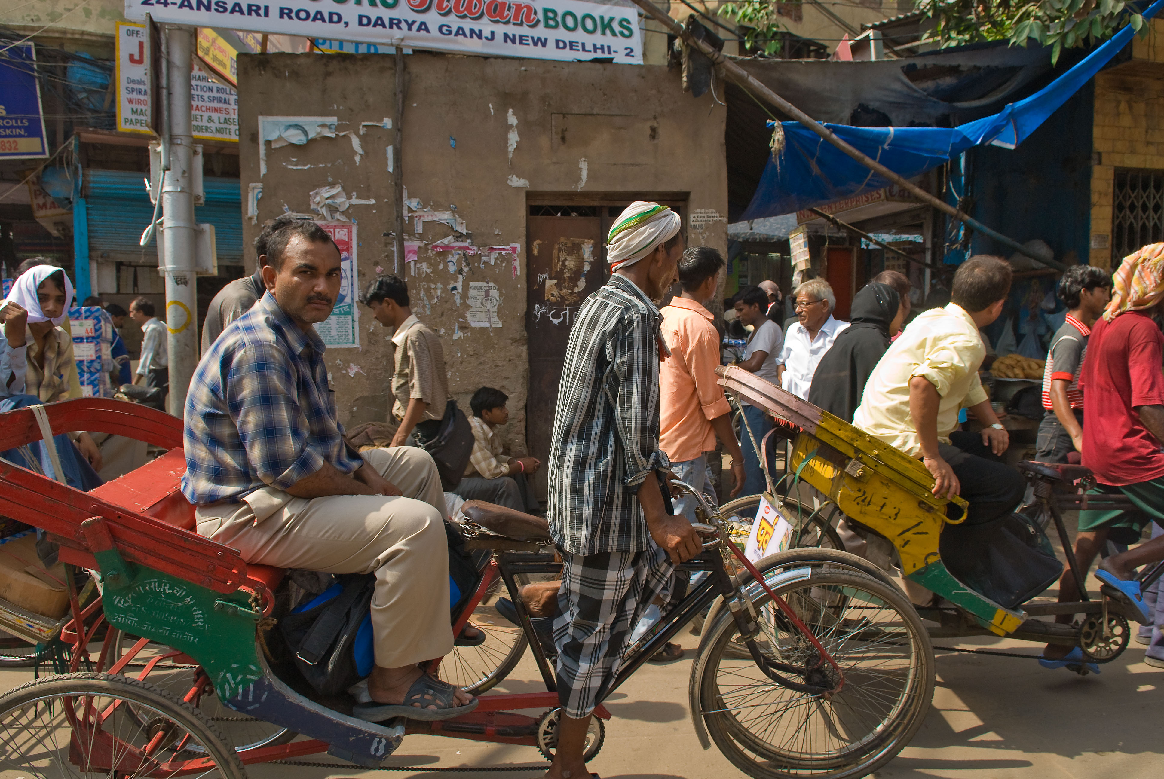 IN067123-Old-Delhi-transport.jpg