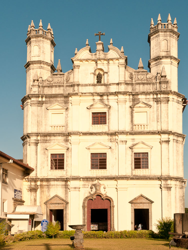 IN110148-Edit-Old-Goa-St-Francis-Church.jpg