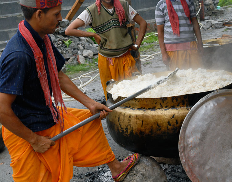 IN070893-Wedding-lunch_.jpg