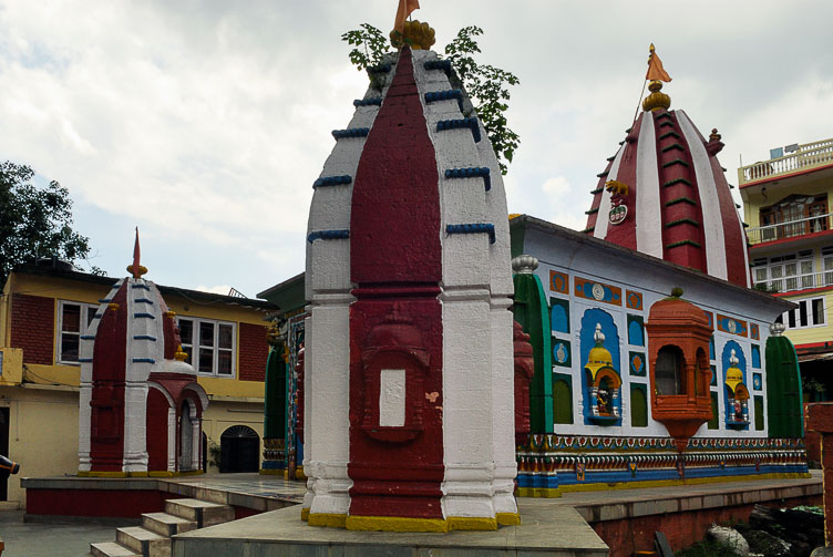 IN070970-Colorful-Temples-at-Mandi.jpg