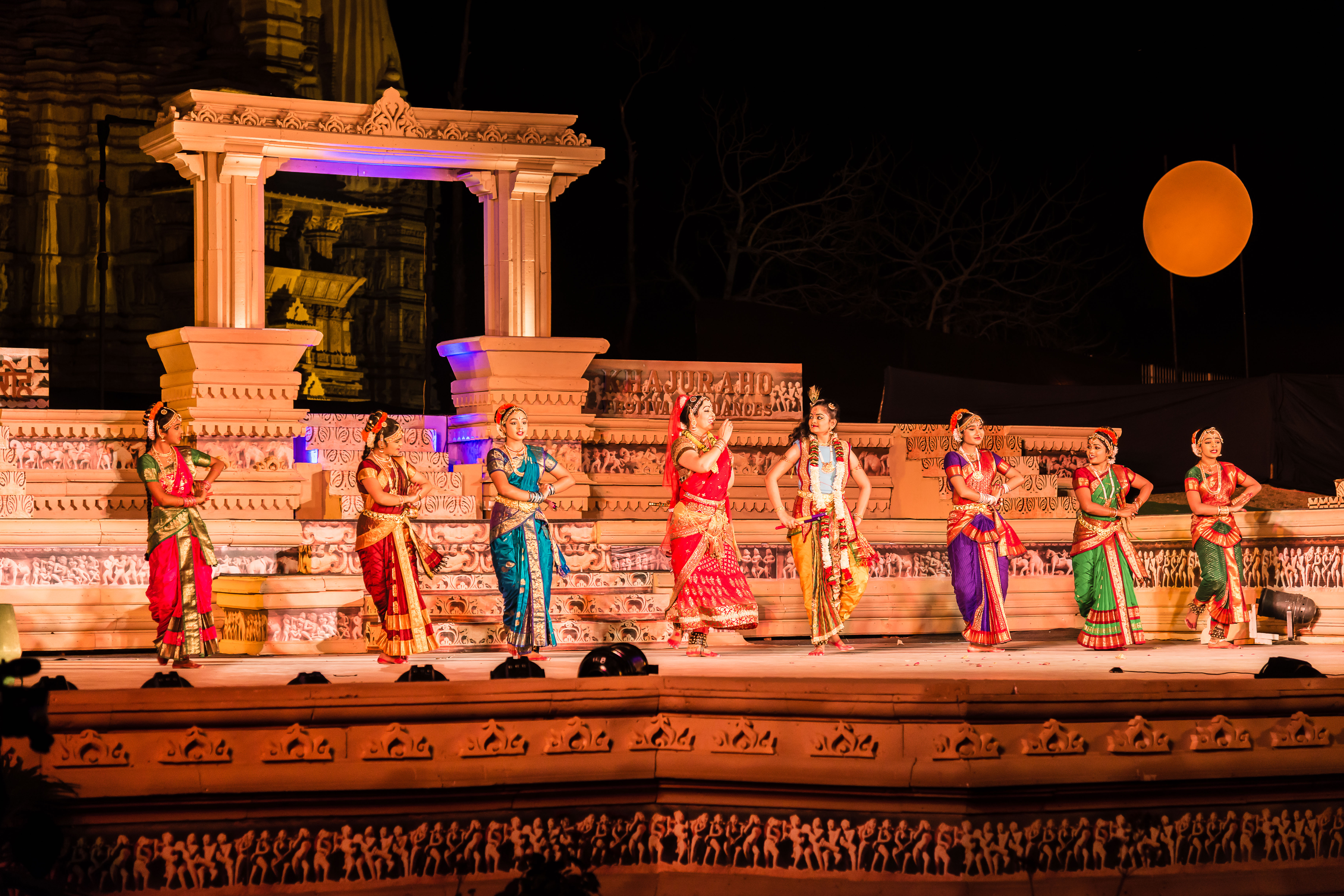 IN141263E-The-Khajurao-Dance-festival.jpg