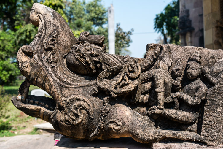 IN141011E-Khajuraho-temple.jpg