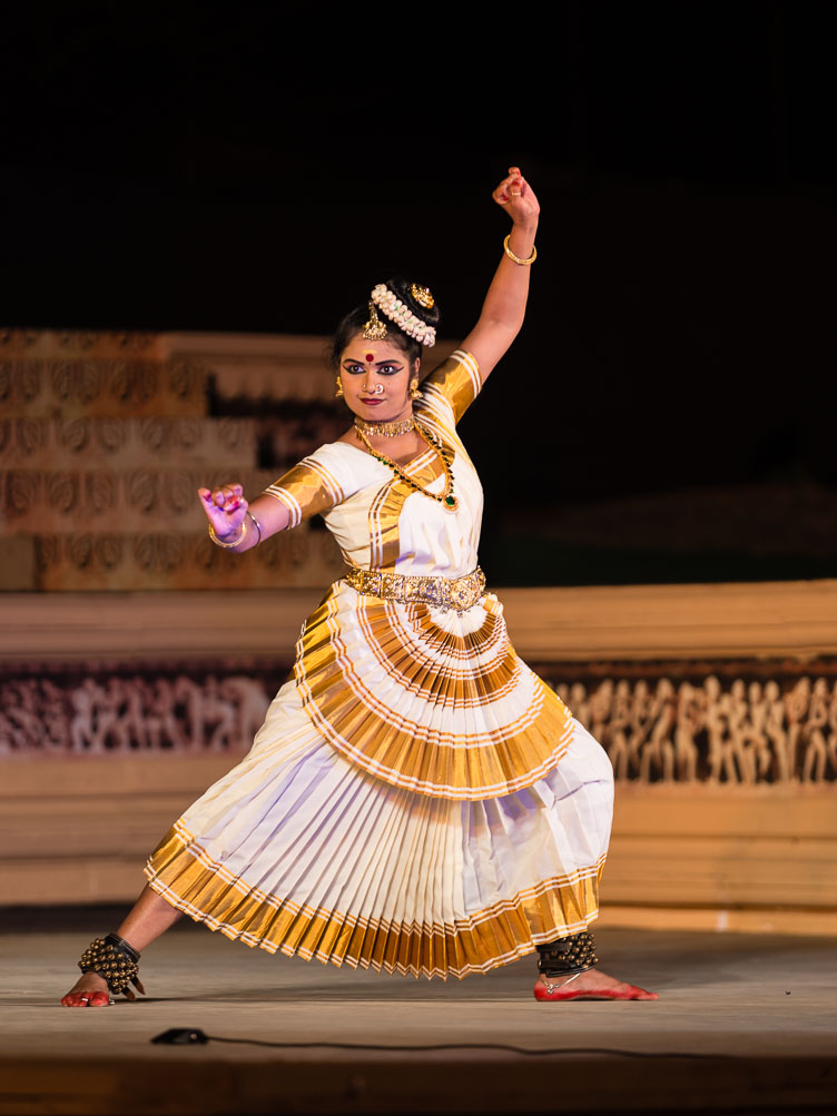 The Khajurao Dance festival IN141122-The-Khajurao-Dance-festival.jpg