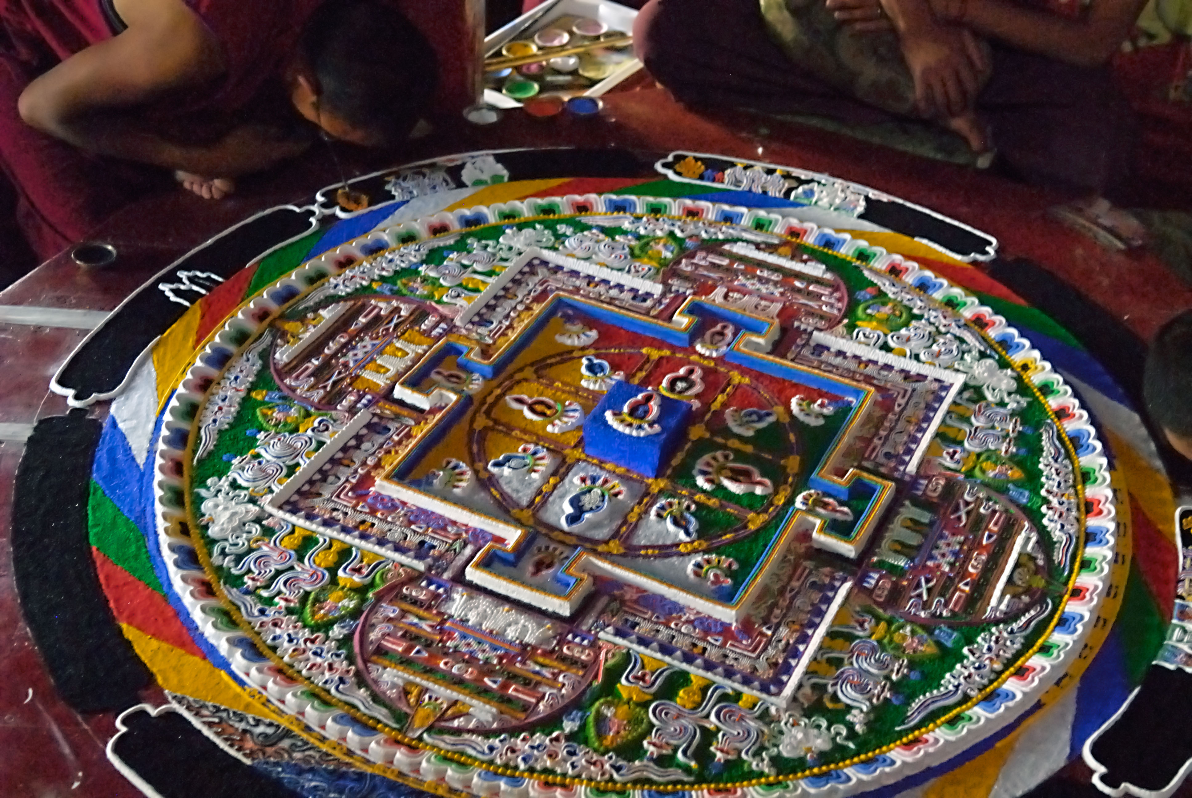IN070428-Making-a-mandala-in-the-Spituk-Monastery-near-Leh.jpg