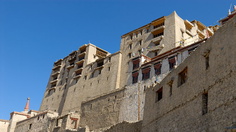 IN070041-Leh-Palace.jpg