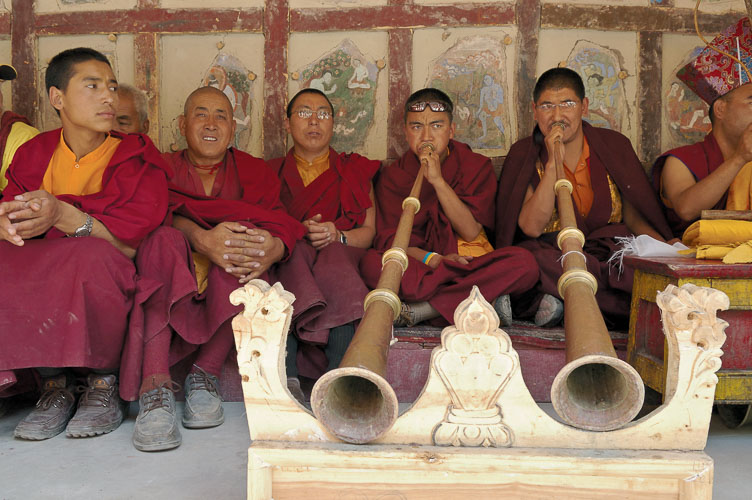 IN070336-Monks-at-the-Hemis-Festival-near-Leh.jpg