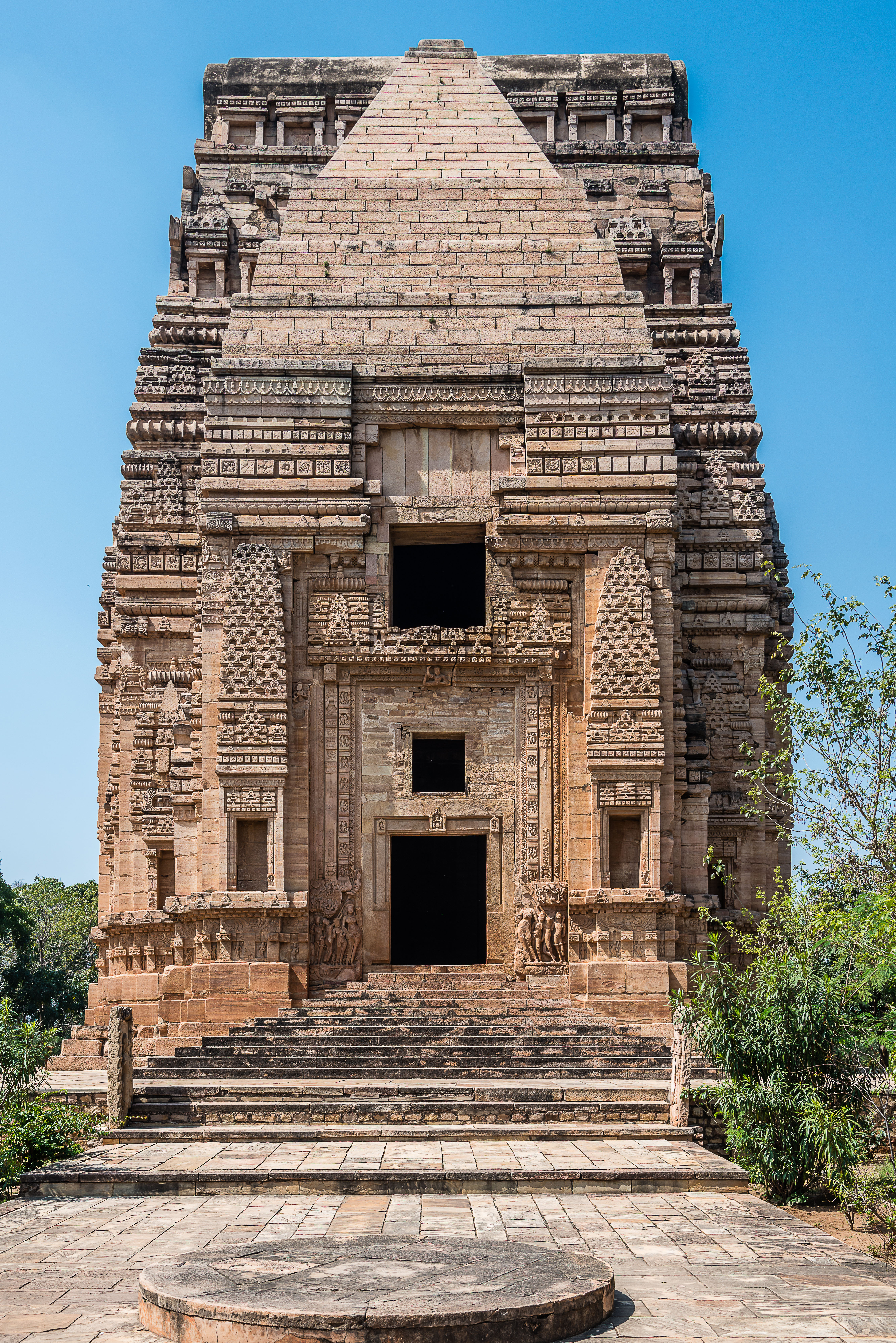 IN141551E-Gwalior-fort-Te-Li-Ka-Mandir.jpg