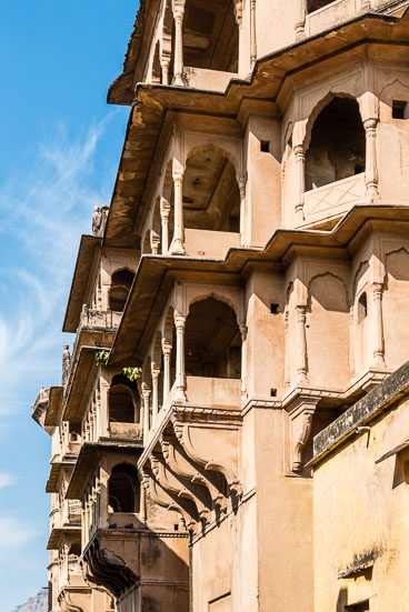 IN140286-Khertri-Mahal.jpg IN140286-Khertri-Mahal.jpg