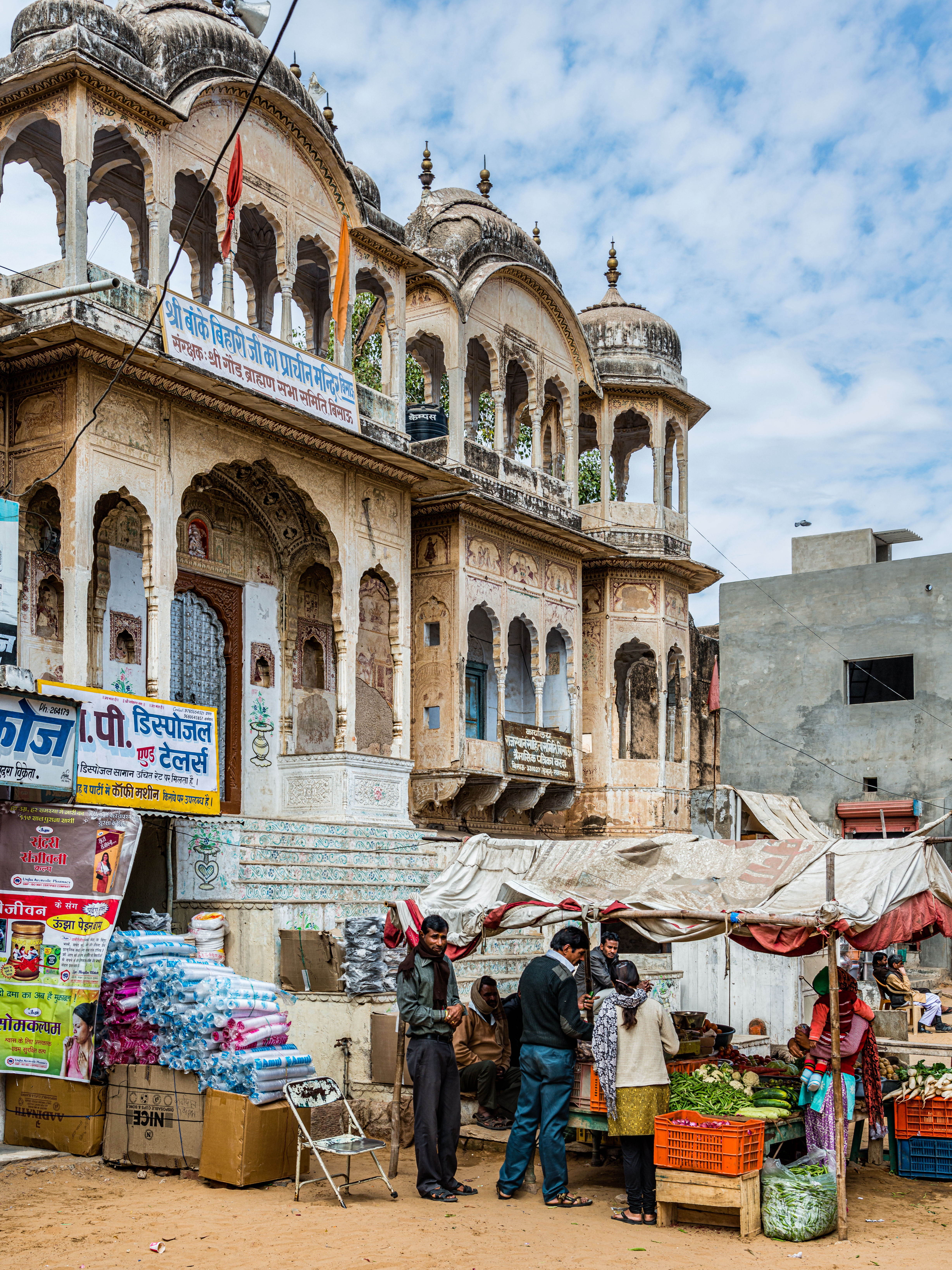 IN140866-Edit-Churu-street-Scene.jpg