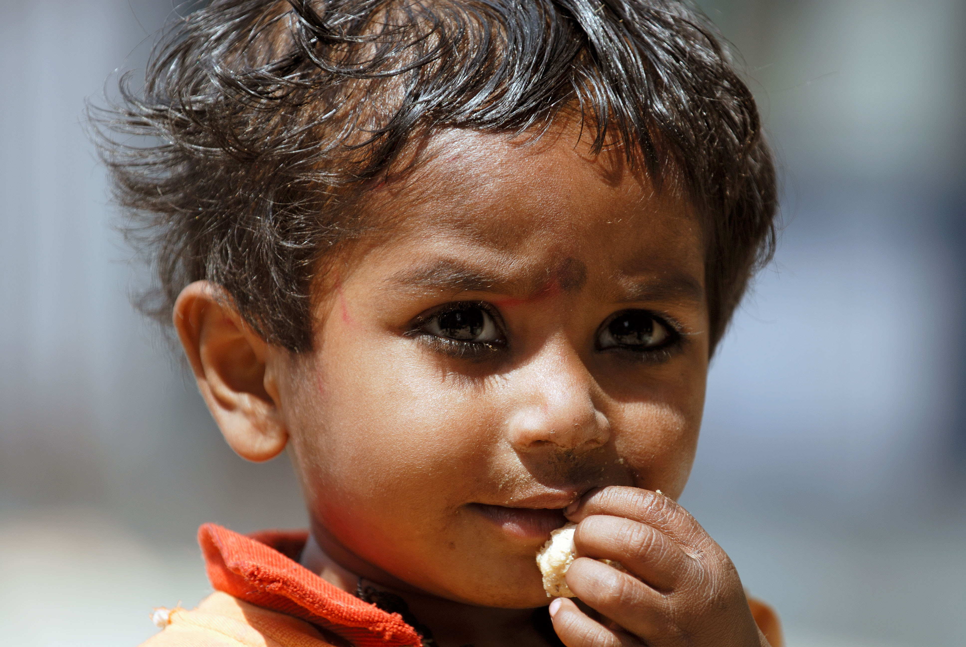 SB06086-Young-boy-at-Ravangen-village.jpg