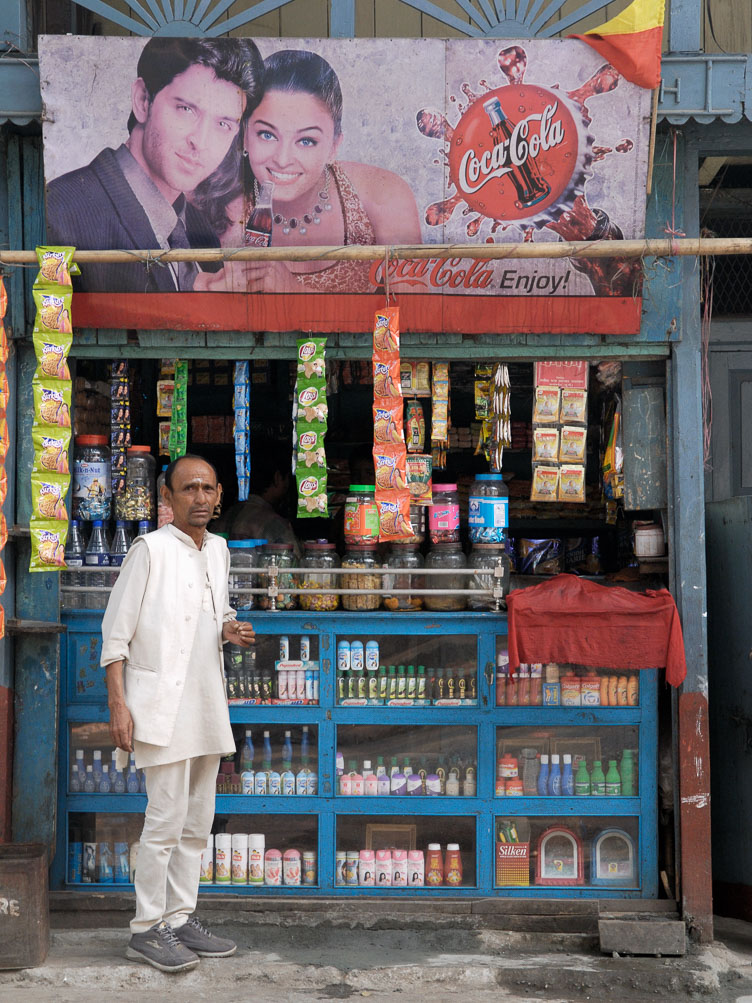 Roadside shop SB06154-Roadside-shop.jpg