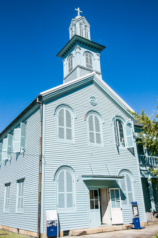 JA081240E-Methodist-Church-at-Dejima.jpg