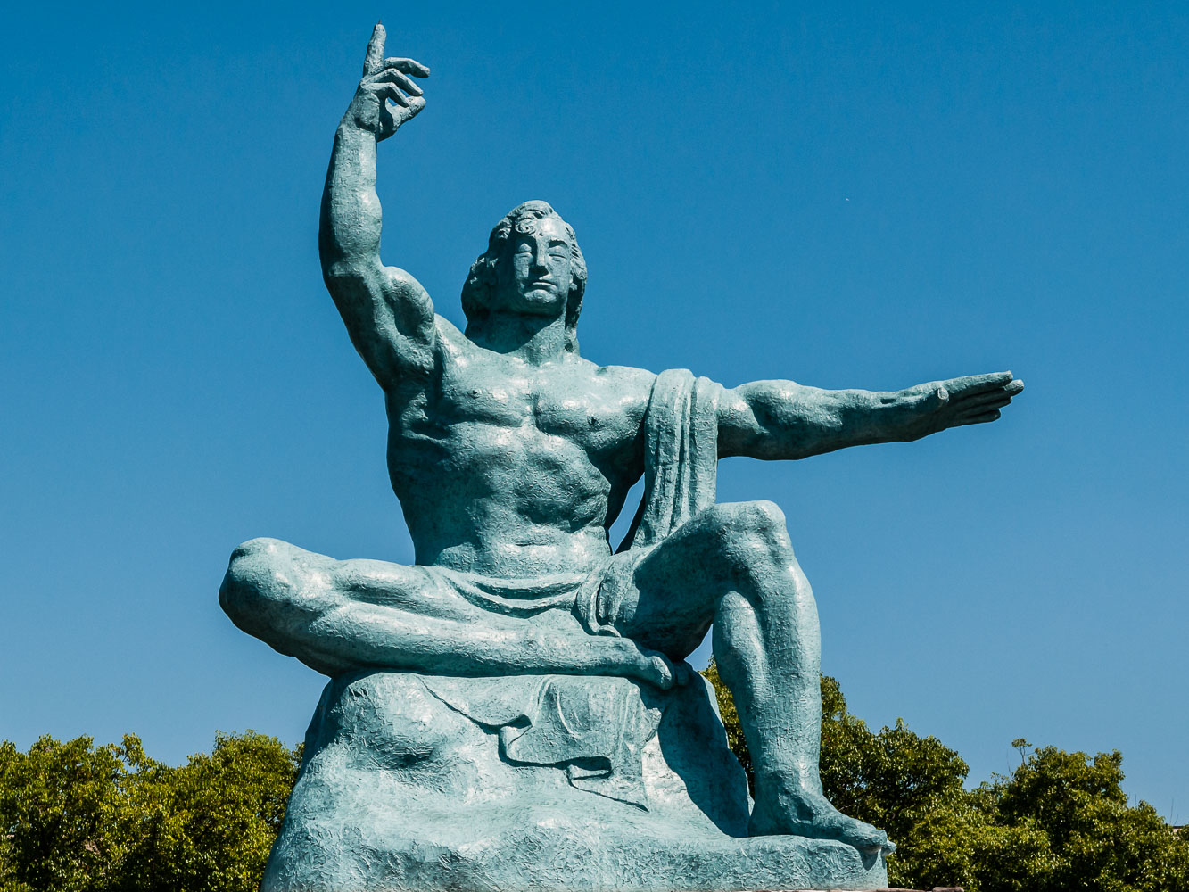 JA081350E-Peace-Memorial-in-Nagasaki_v1.jpg