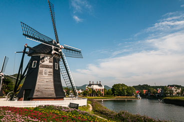 JA081400E-Huis-ten-Bosch.jpg JA081400E-Huis-ten-Bosch.jpg