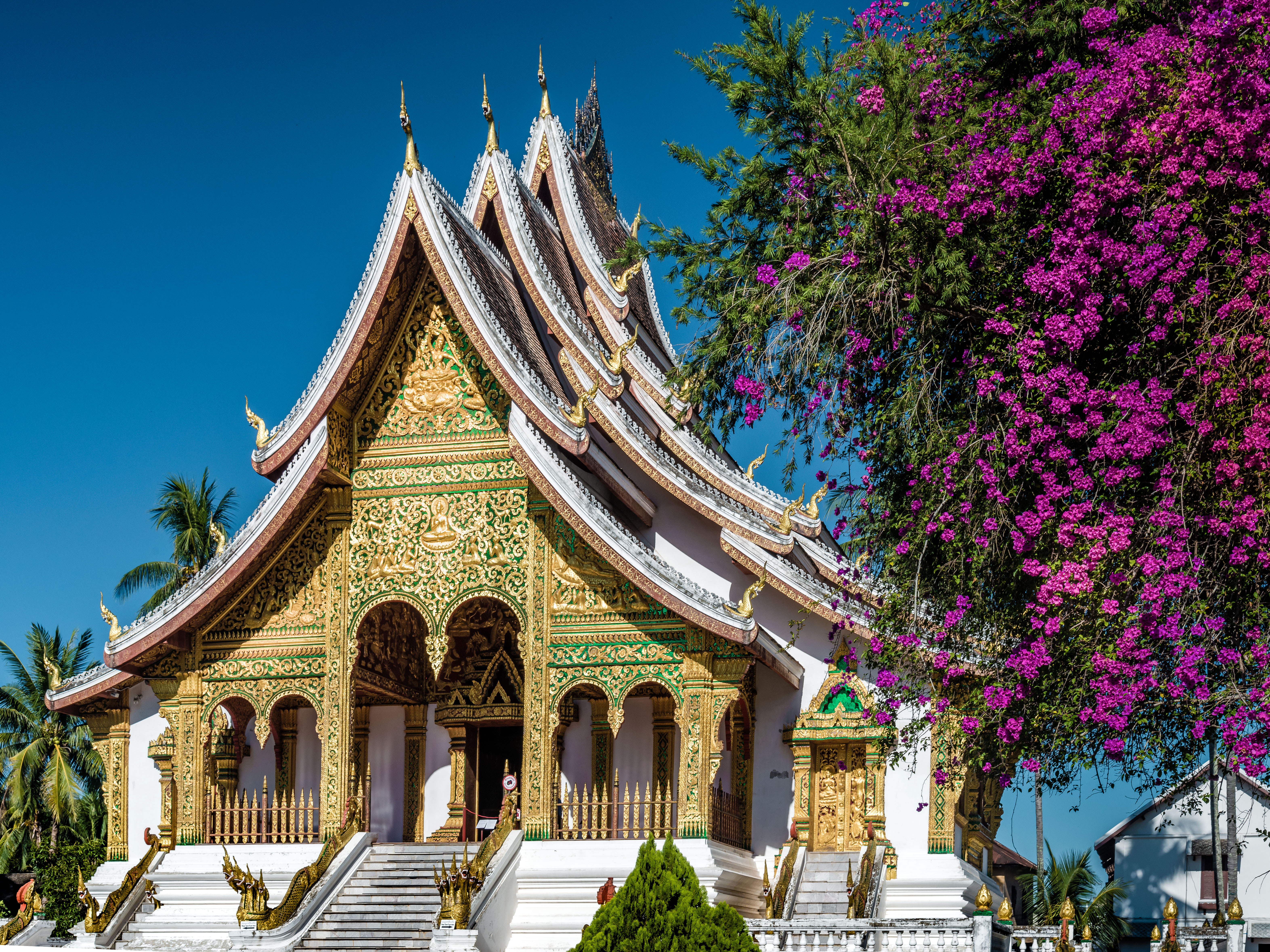 LA163286-Luang-Prabang---Haw-Pha-Bang.jpg