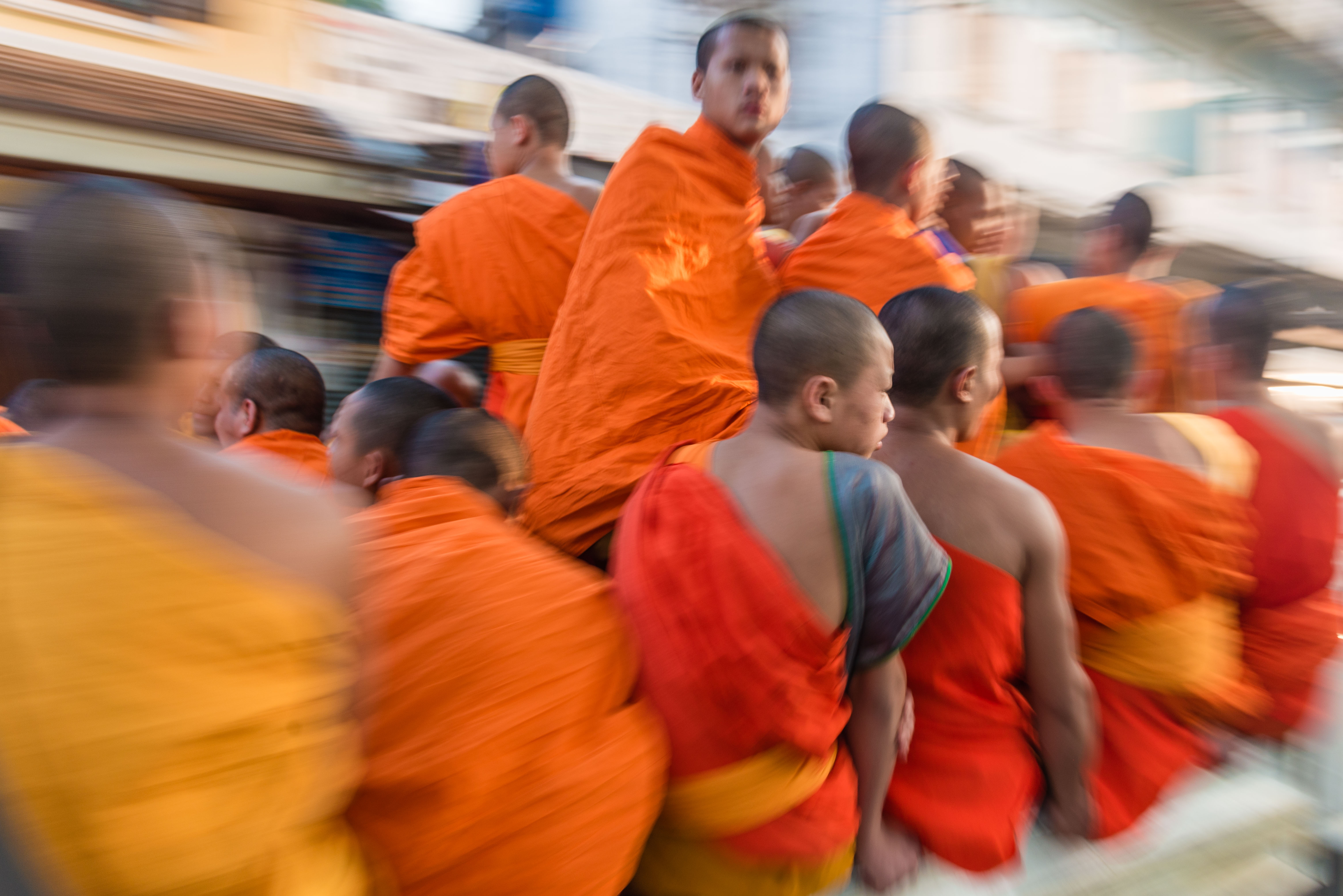 LA160402-Monk-transport.jpg