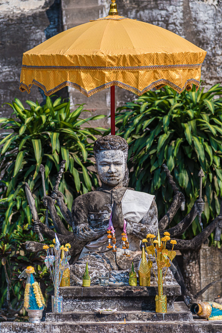 Wat Xiang Khuan Vientiane LA160544-Wat-Xiang-Khuan-Vientiane.jpg