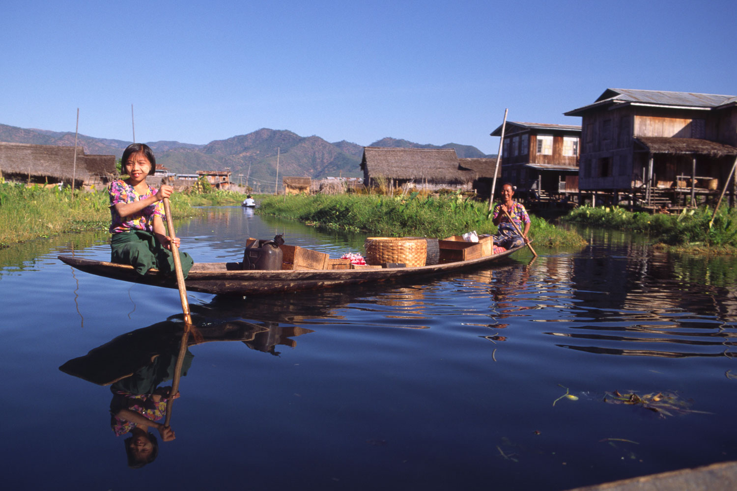 MY96066-Inle-Lake.jpg