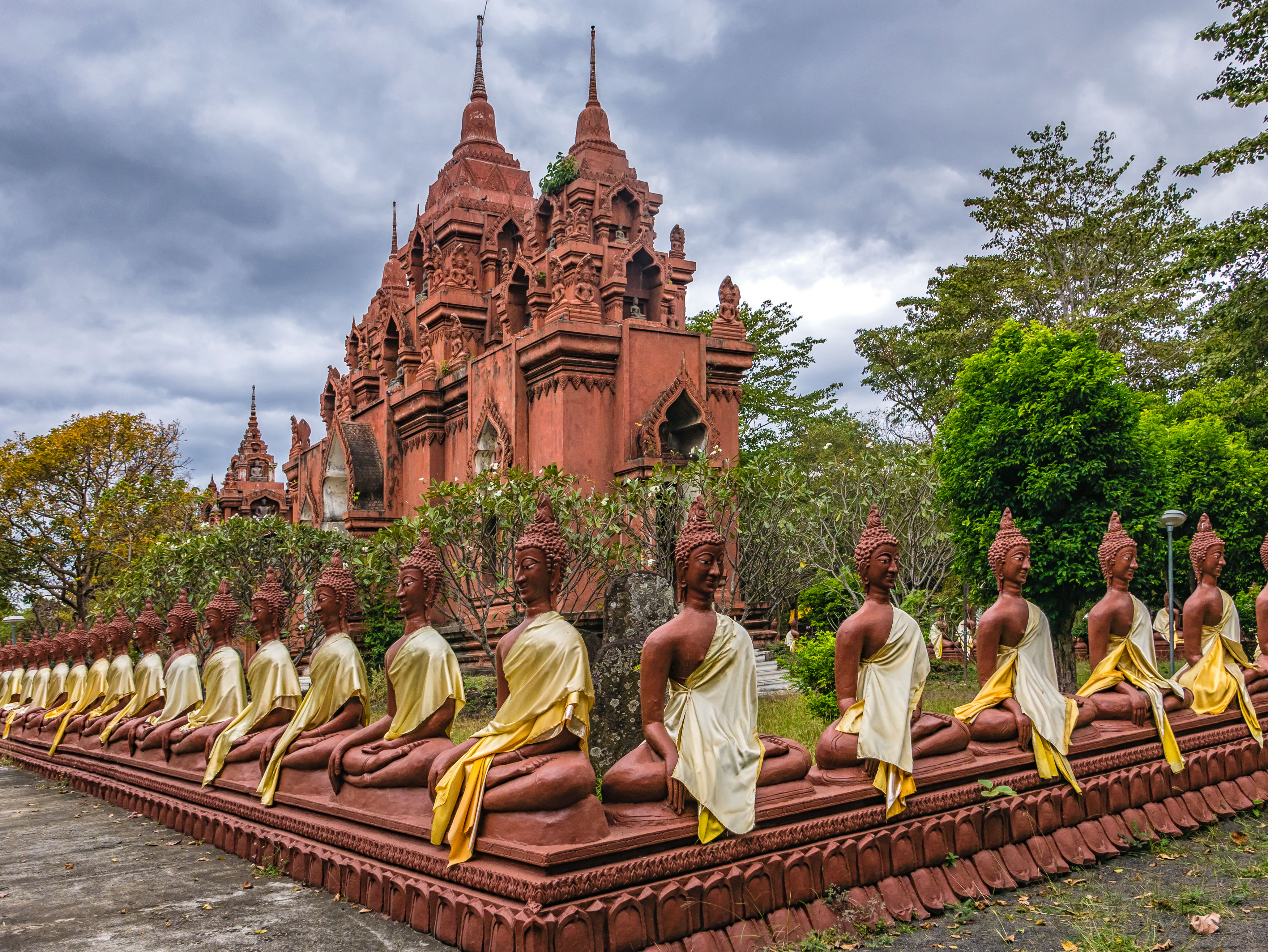 TL162685-Nan-Rong---Wat-Kao-Angkhan,-nouveau-Khmer.jpg