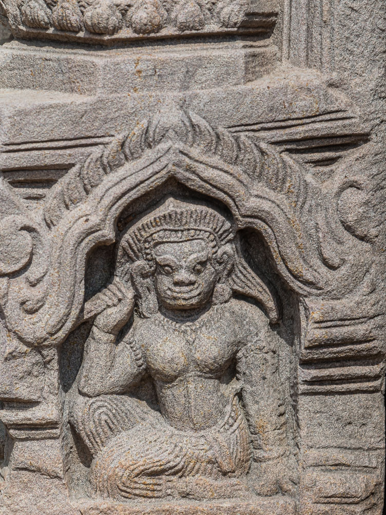 TL162396-Phimai---sandstone-warrior.jpg